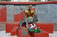 В 2015 году будет отремонтирован памятник «Солдату Отечества»