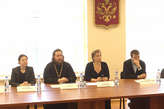 Молодежная палата совместно с управой Останкинского района, КДН и ЗП организовала круглый стол на тему "Экстремизм в интернет-пространстве»