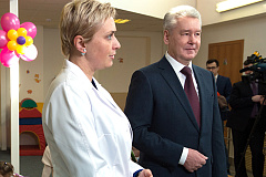 Сергей Собянин поздравил молодых мам с наступающим 8 Марта