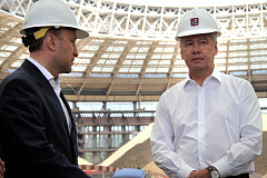 Собянин пригласил москвичей отдыхать в летнем бассейне в «Лужниках»